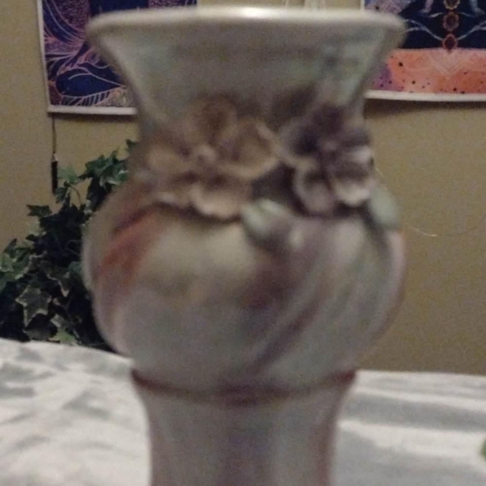 Vase - Picture 4 of 4